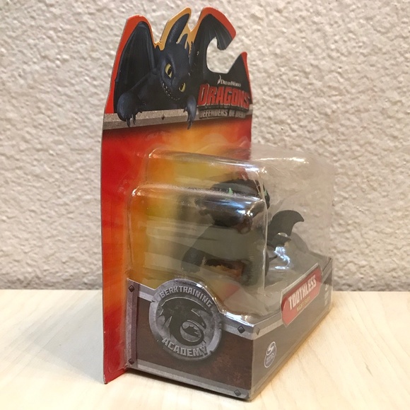 Dreamworks Toy "How to Train Your Dragons" Mini Toothless.HTF NIB - Picture 10 of 10